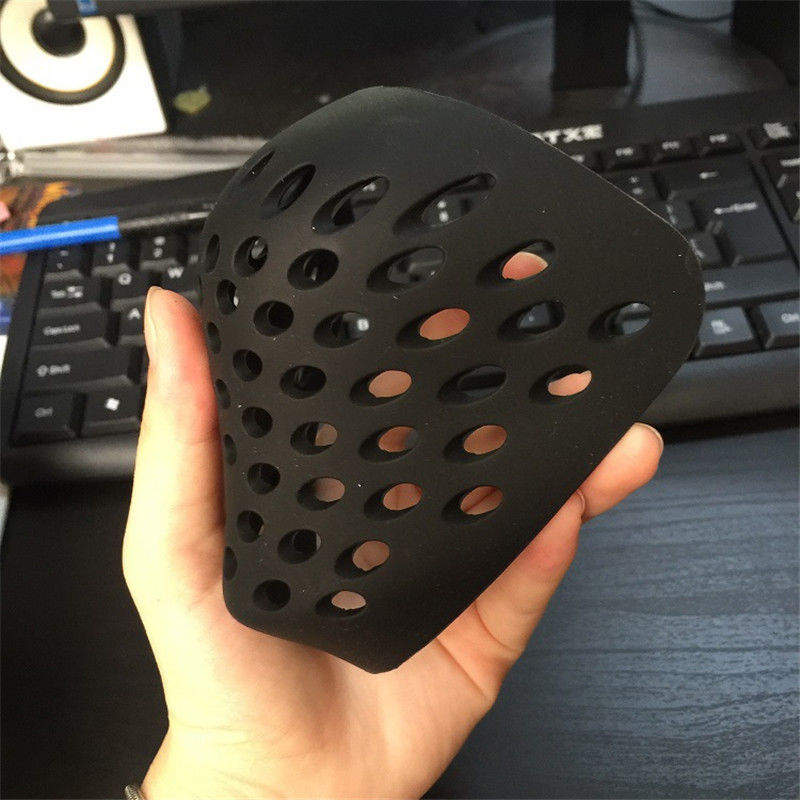 Masque en Silicone noir et rou - Silicone Mask Bracket avis et prix